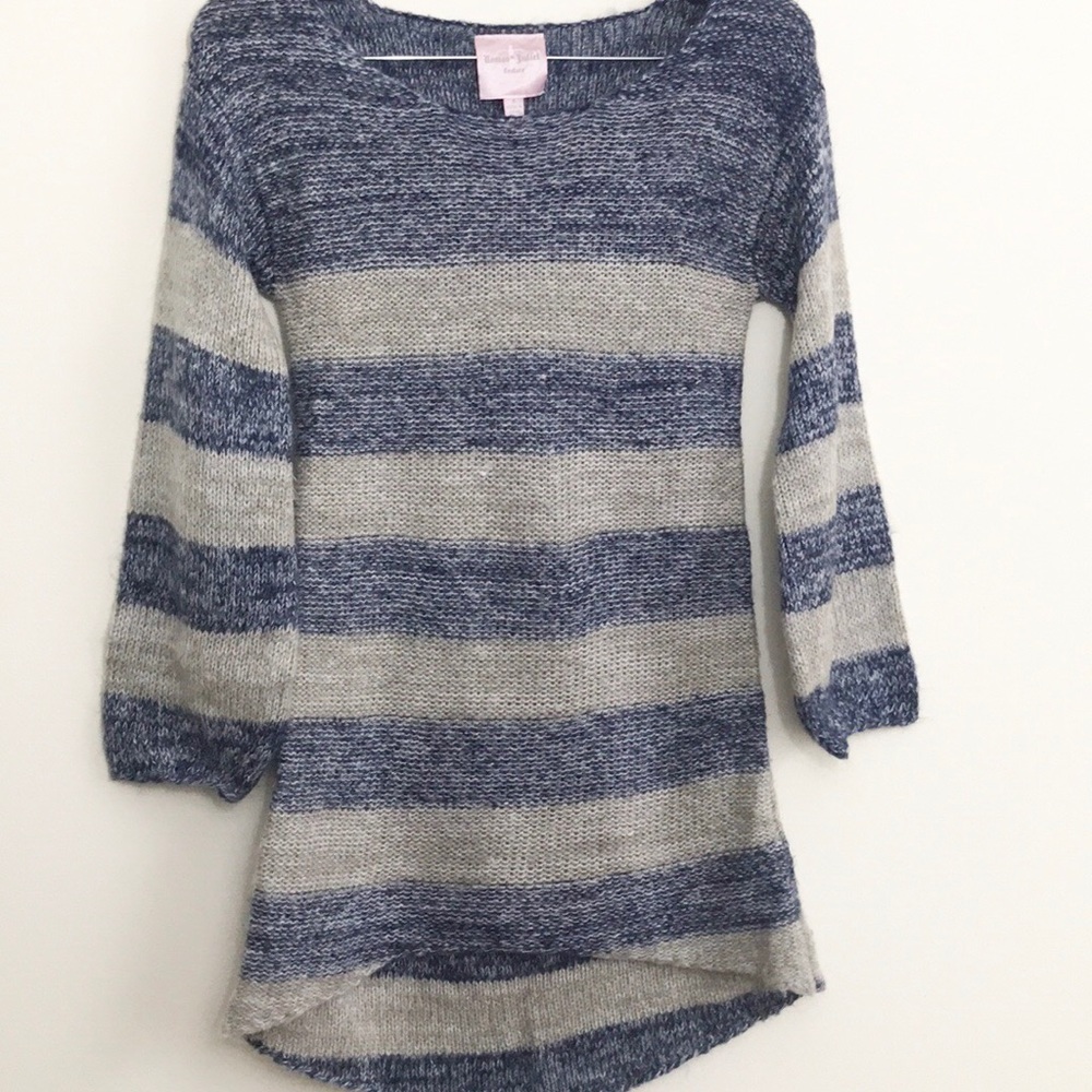 |Romeo & Juliet| Blue and Grey Sweater Tunic Sz S